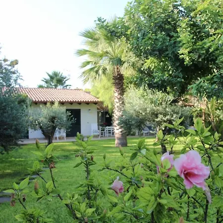 Enza Bellissima Con Piscina Terrasini