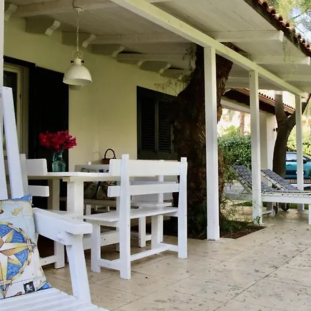 Enza Bellissima Con Piscina Villa *