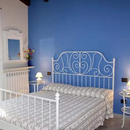 Enza Bellissima Con Piscina Villa *