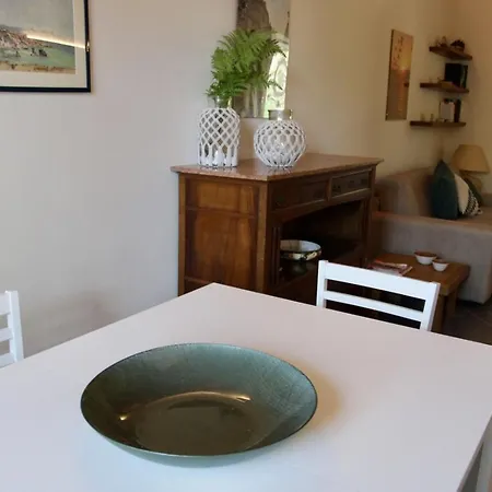 Enza Bellissima Con Piscina Villa *